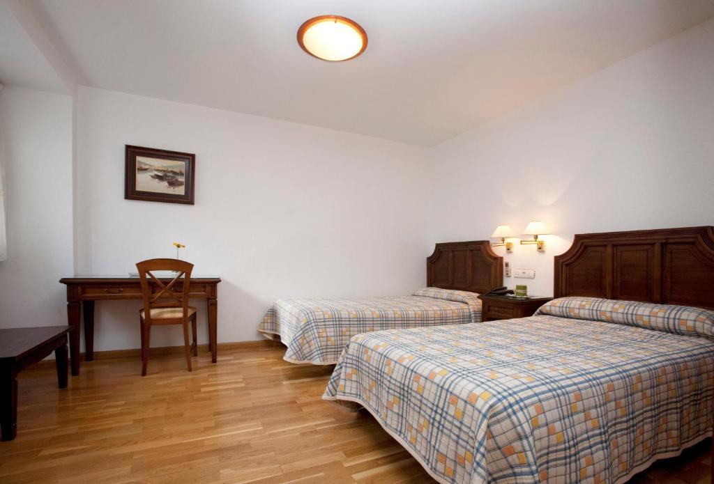 Hotel Avenida Yecla Eksteriør billede